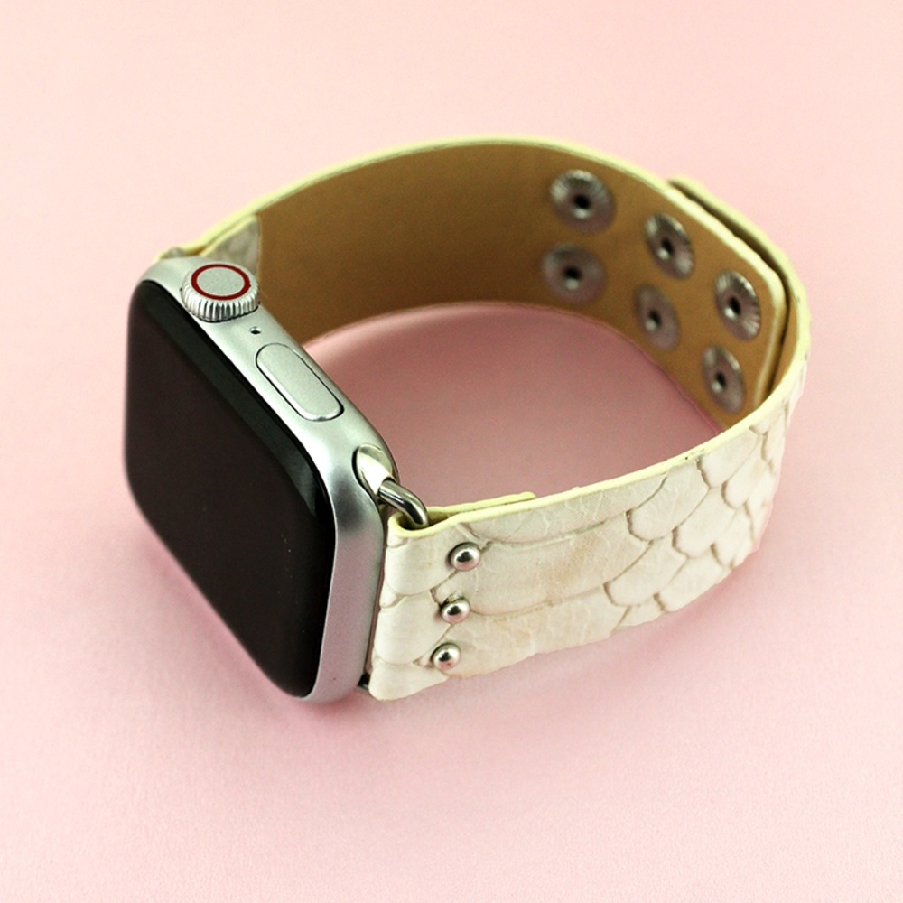 FAUX WHITE SNAKESKIN LEATHER SNAP BAND FOR APPLE